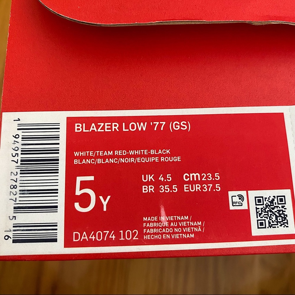 Nike Blazer Low ‘77 Women’s Sneakers - Picture 7 of 7